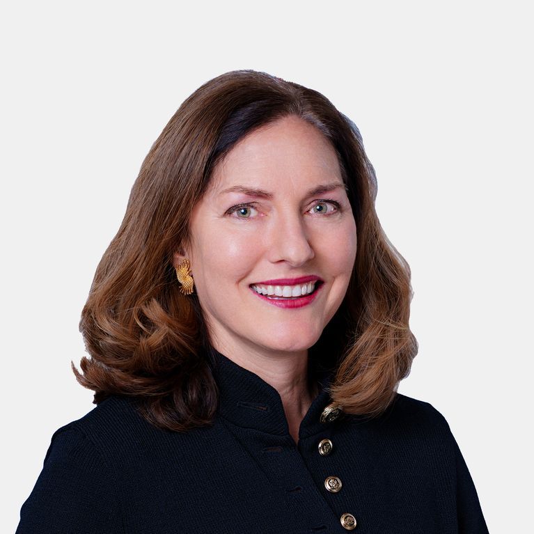 
    Beth Alcalde

