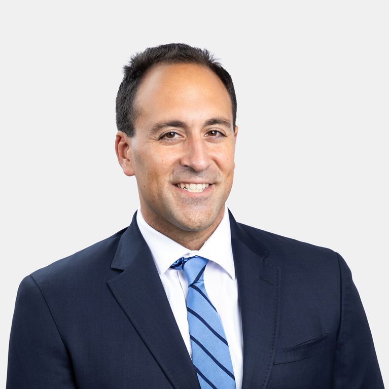 
    Maxwell M. Hanamirian

